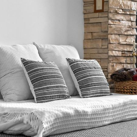 ⭐️ Luxury Mountain View Studio In Canmore ⭐️ Экстерьер фото
