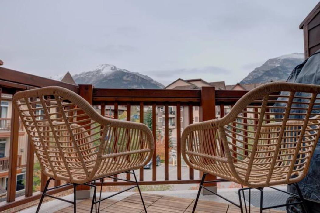 ⭐️ Luxury Mountain View Studio In Canmore ⭐️ Экстерьер фото