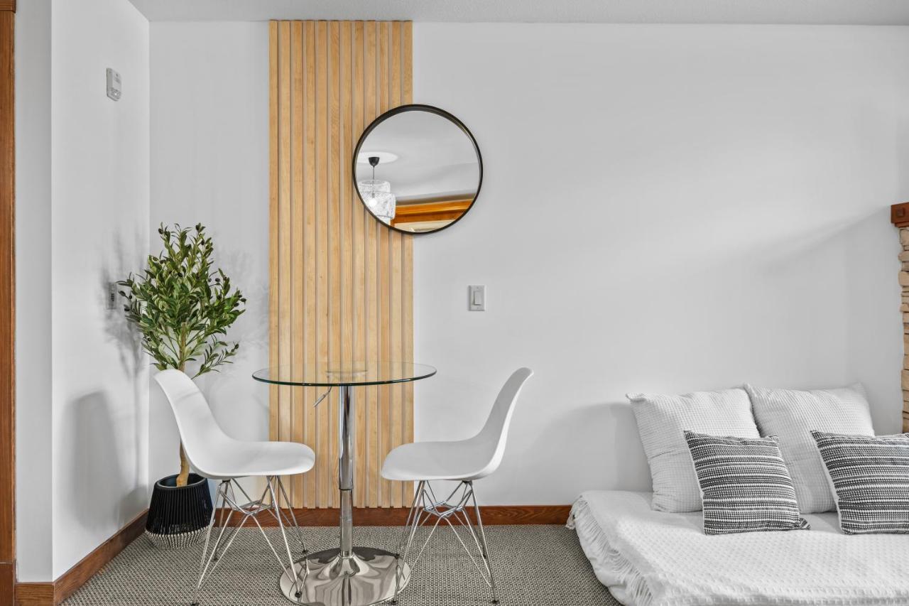 ⭐️ Luxury Mountain View Studio In Canmore ⭐️ Экстерьер фото